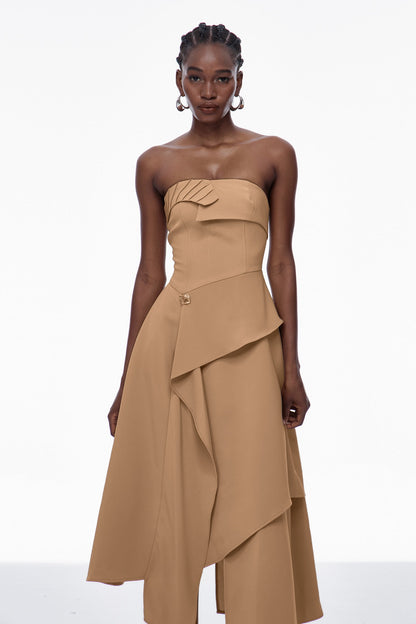 Well Tailored Dress with a Graceful Silhouette