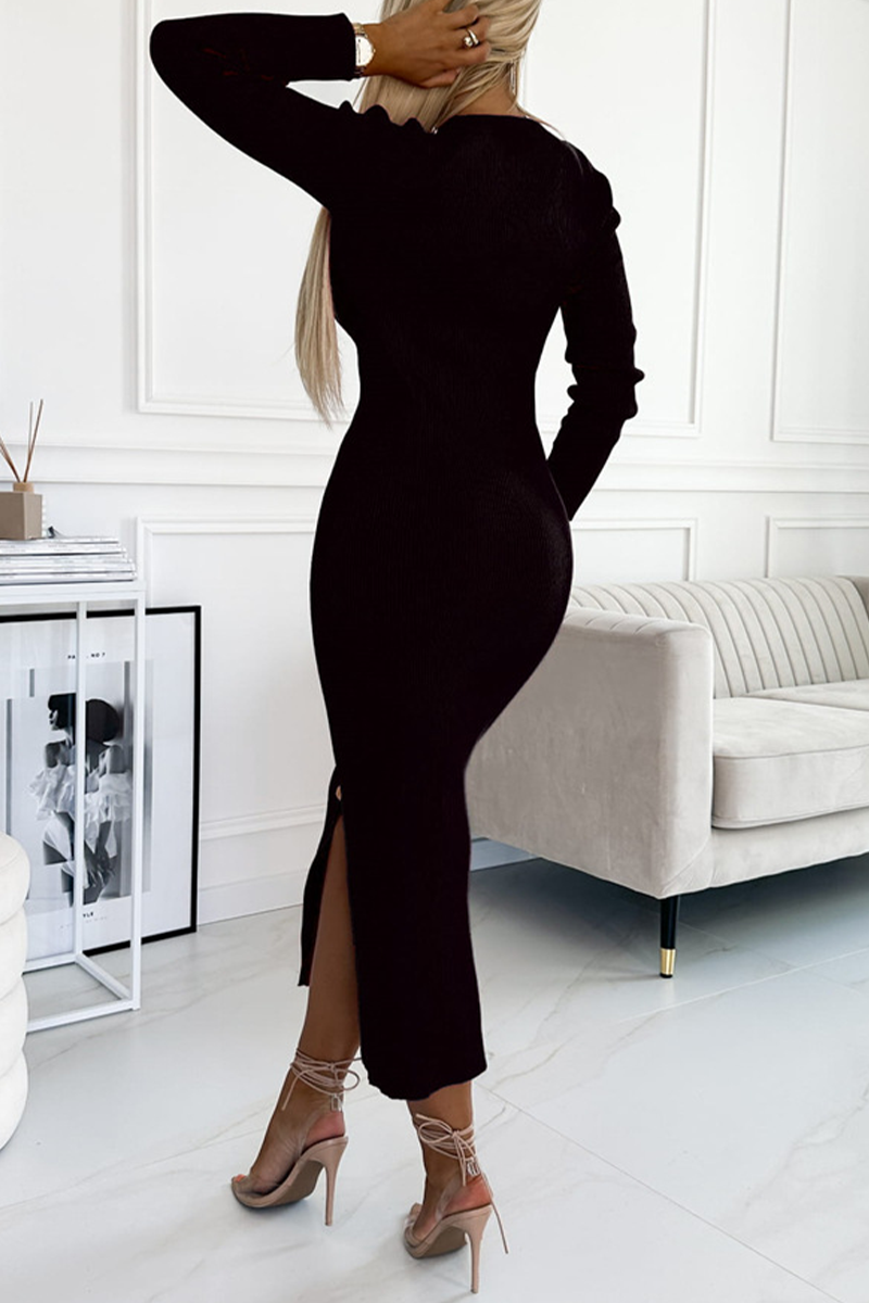 Sophisticated Dress with a Clean Classic Look