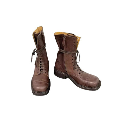 Well Tailored Boots with a Graceful Silhouette
