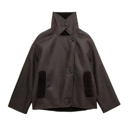 Well Tailored Jacket with a Graceful Silhouette