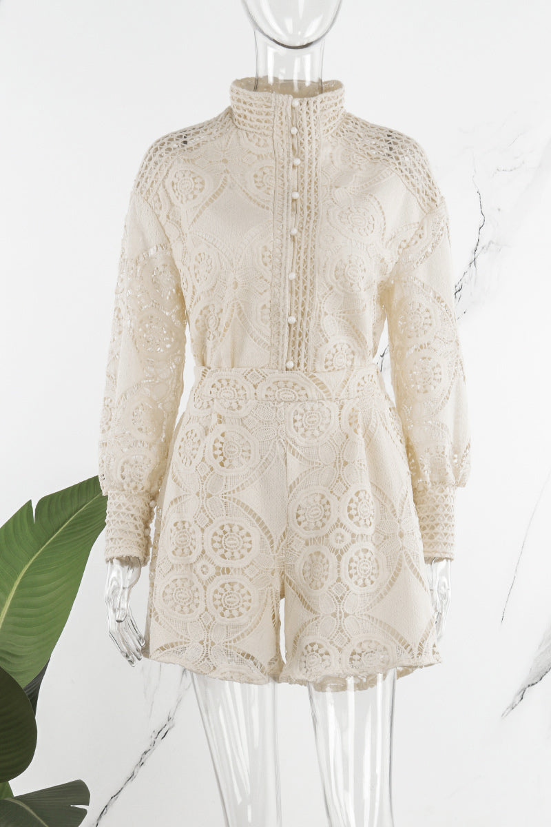 Effortlessly Elegant Garment with a Timeless Design