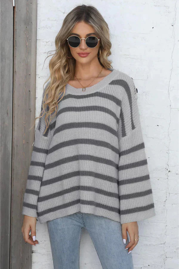 Well Tailored Sweater with a Graceful Silhouette