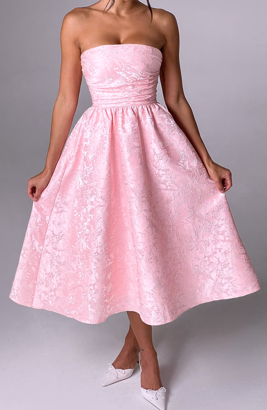 Classic Vintage Dress with a Flattering Fit