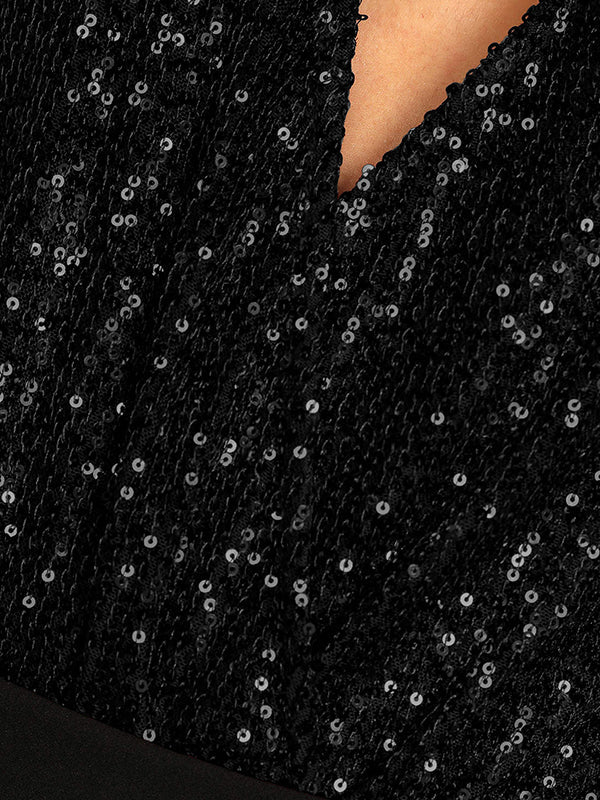 Sophisticated Garment with a Clean Classic Look