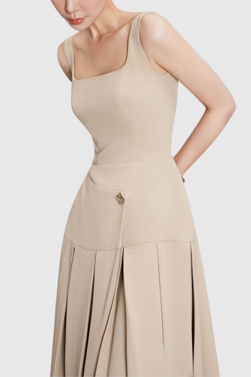 Classic Vintage & Enduringly Stylish Dress