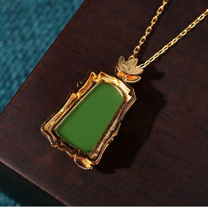Classic Vintage & Enduringly Stylish Garment