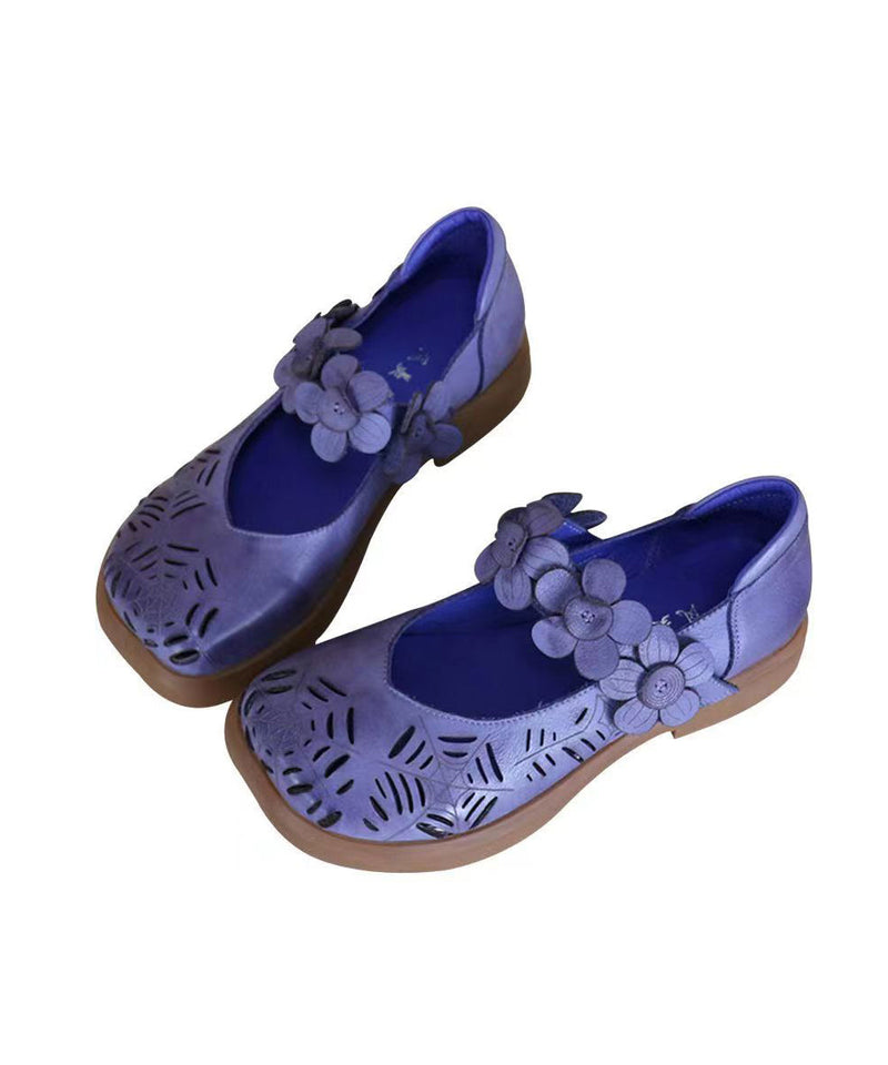 Effortlessly Elegant Sandals with a Timeless Design