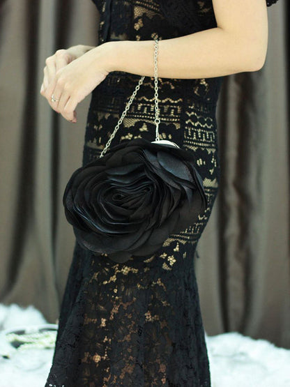 A Vintage Style Bag with Delicate Timeless Details