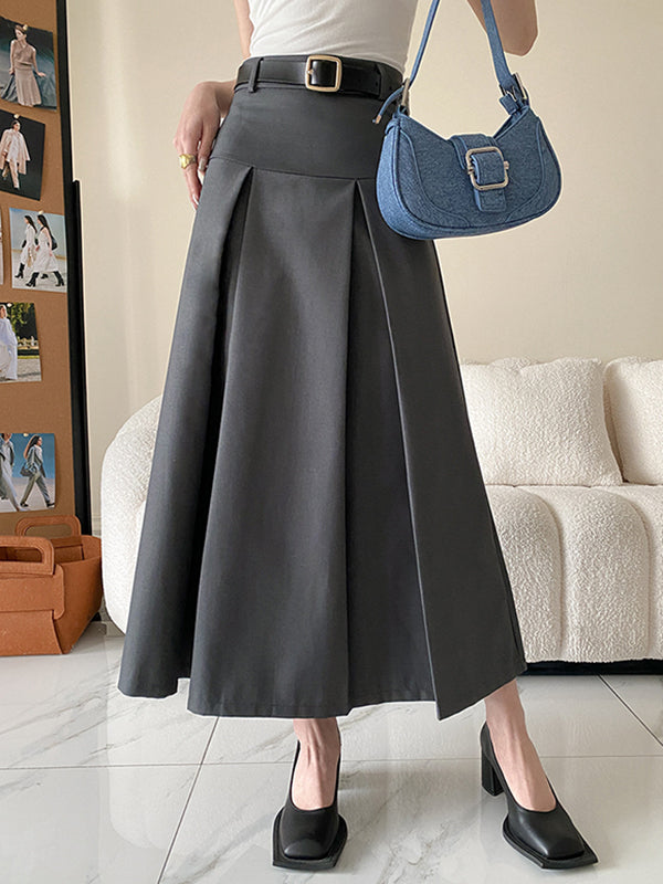 Well Tailored Garment with a Graceful Silhouette