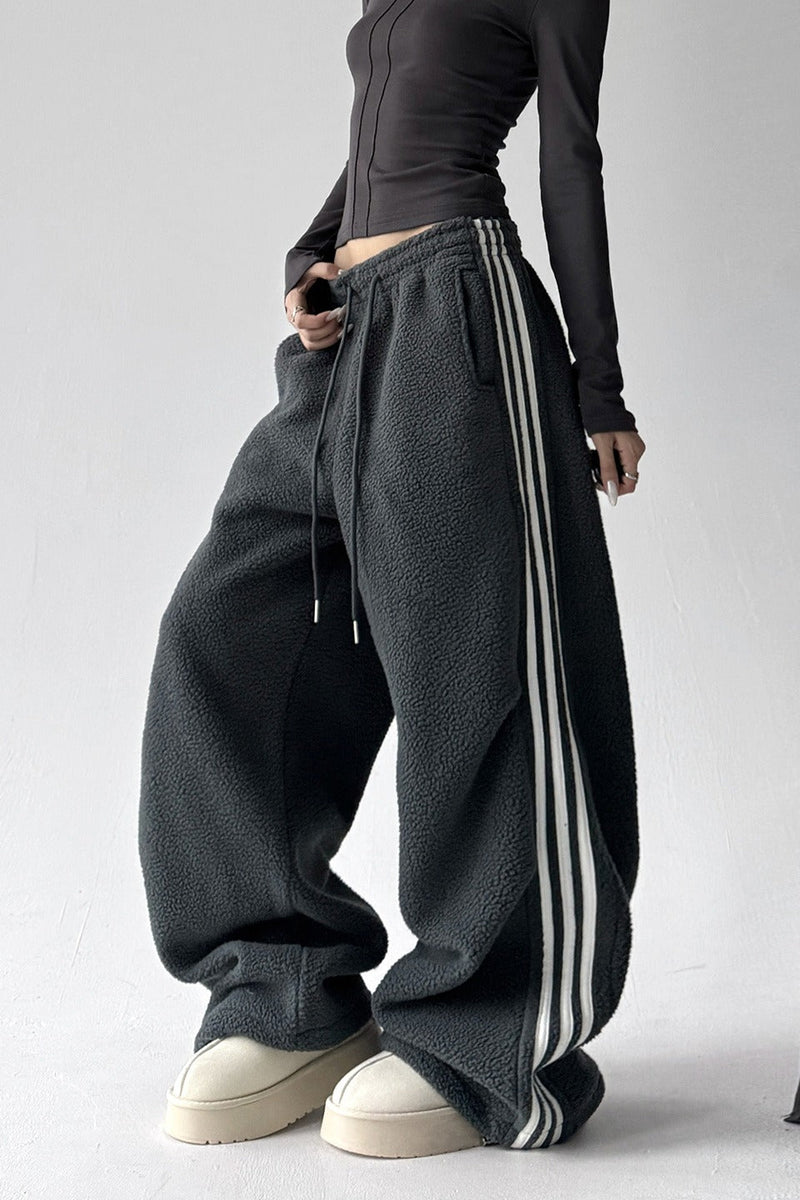 Polished Pants with an Effortless Classic Look