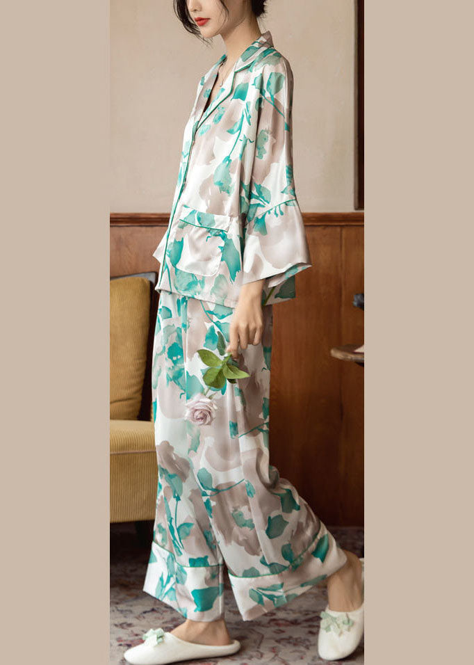 Classic Vintage Garment with a Flattering Fit