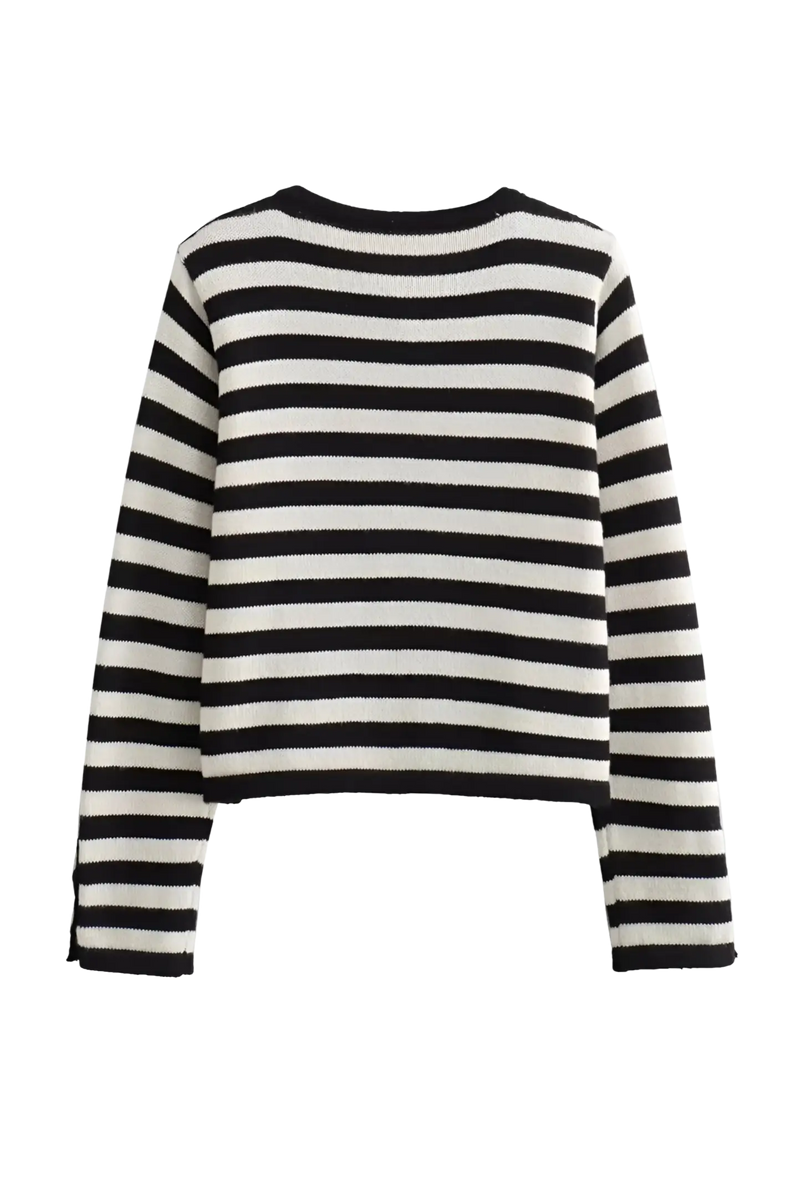 Gracefully Styled Cardigan for Any Occasion