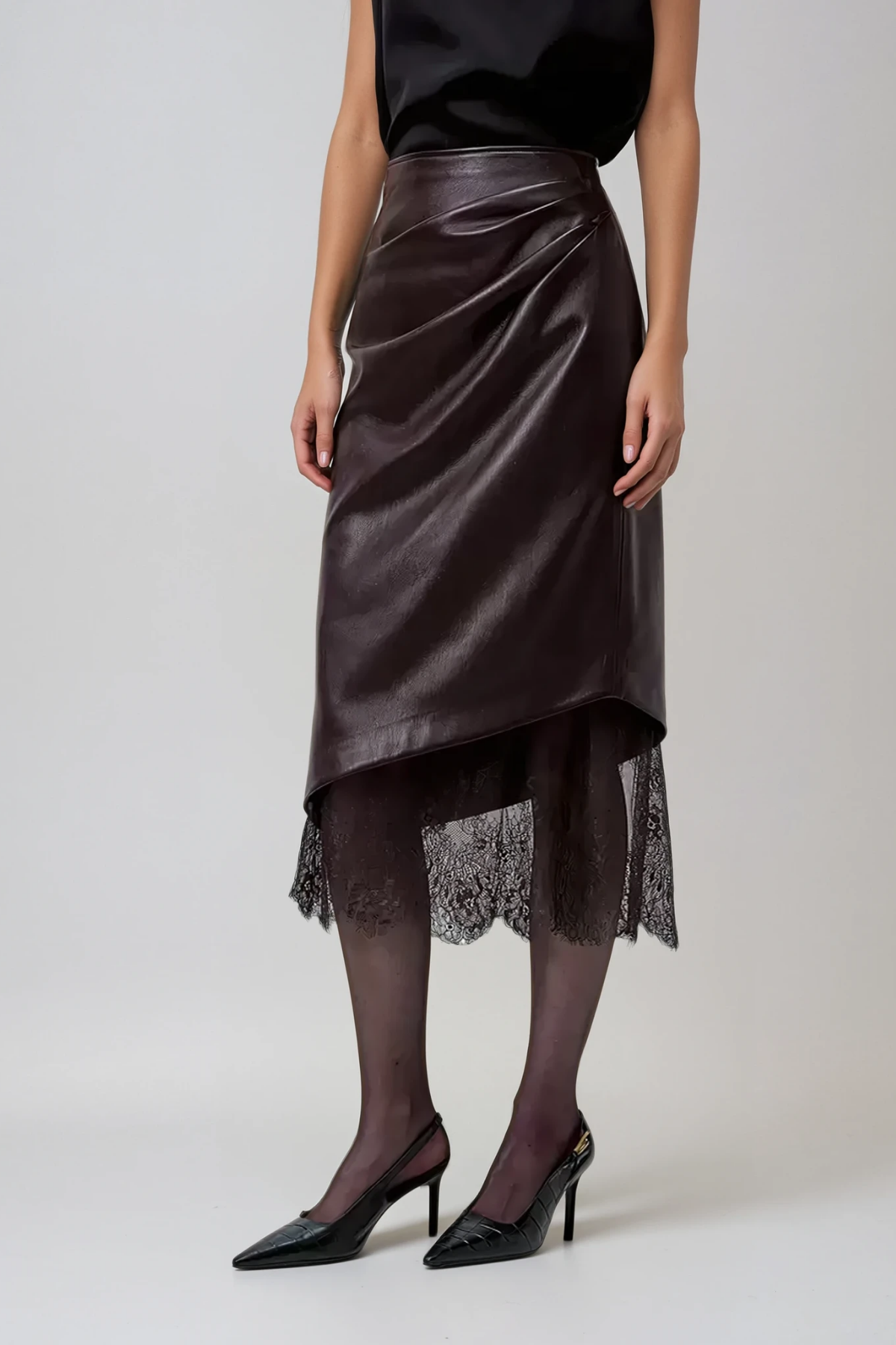 Effortlessly Elegant Garment with a Timeless Design