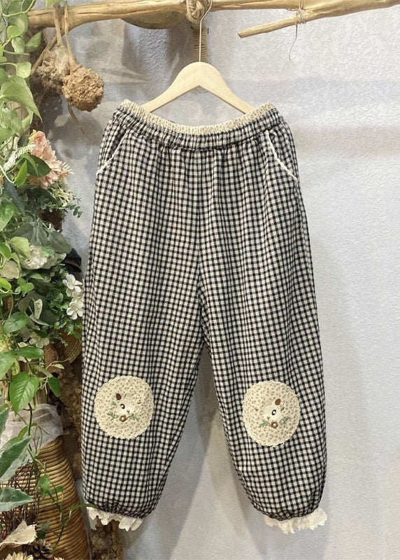 Elegantly Styled Pants for Everyday Wear