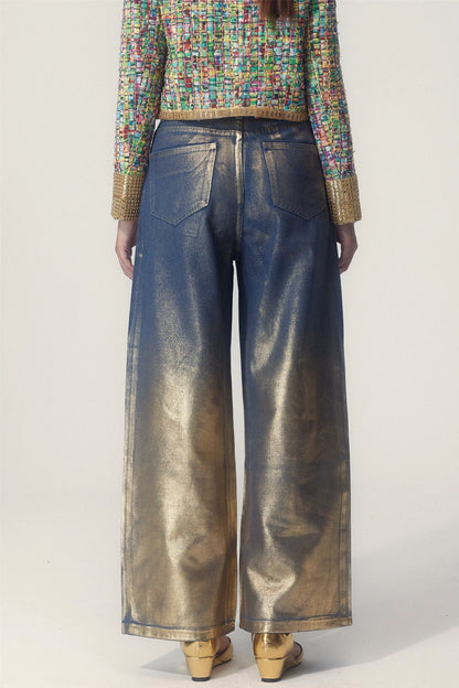 Classic Vintage Garment with a Flattering Fit
