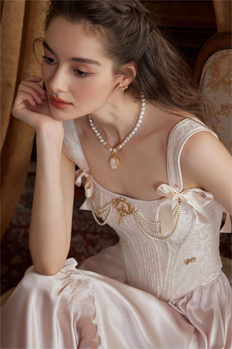 Classic Vintage Garment with a Flattering Fit