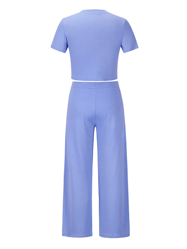 Polished Pants with an Effortless Classic Look