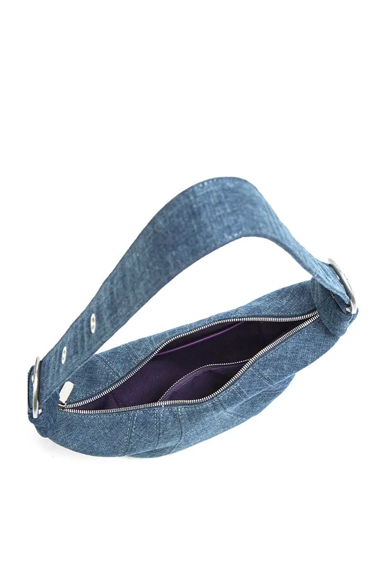 Gracefully Styled Bag for Any Occasion