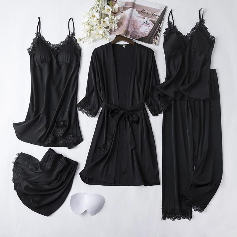 Well Tailored Garment with a Graceful Silhouette