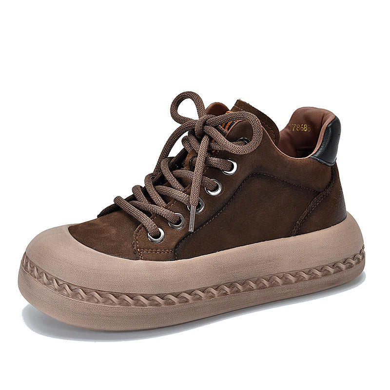 Beautifully Finished Boots in a Timeless Design