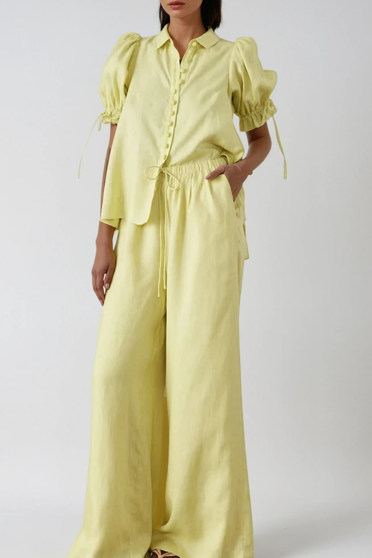 Beautifully Crafted Pants in a Classic Style