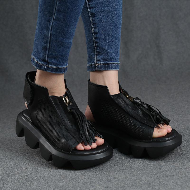 Beautifully Finished Sandals in a Timeless Design