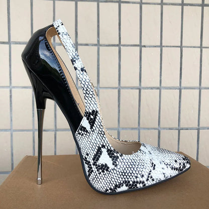 Effortlessly Elegant Heels with a Timeless Design