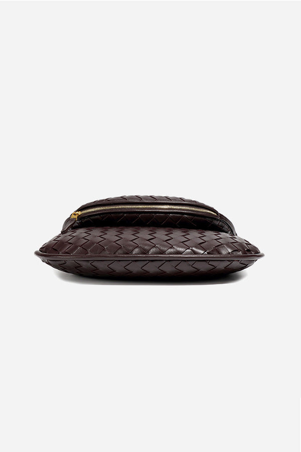 Beautifully Finished Bag in a Timeless Design