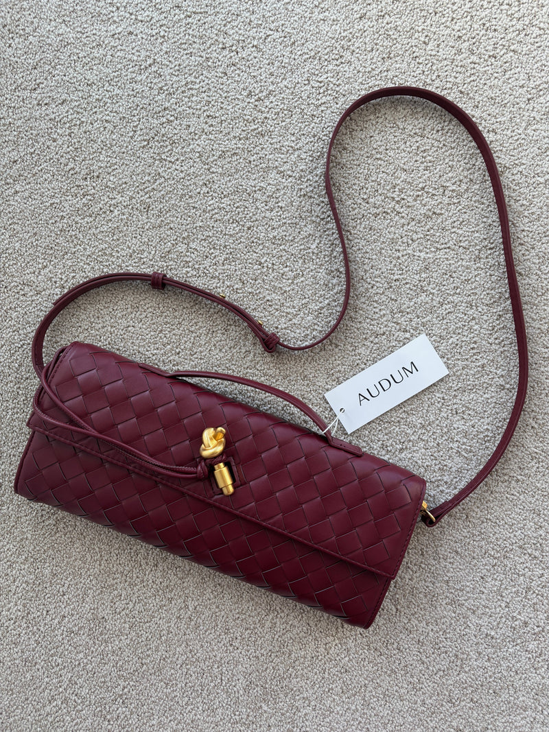 Elegantly Styled Bag for Everyday Wear