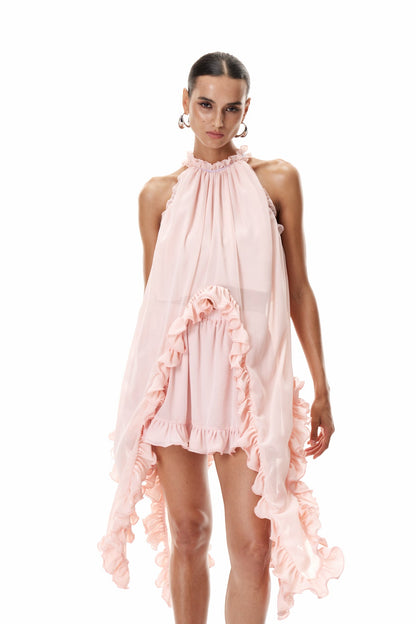 Well Tailored Garment with a Graceful Silhouette