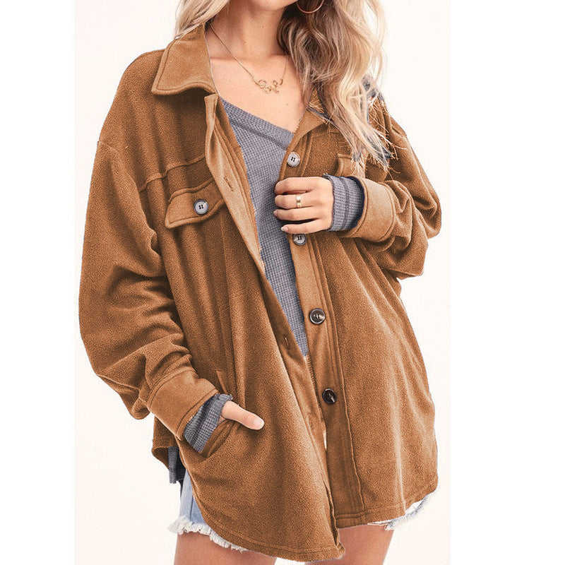 Well Tailored Coat with a Graceful Silhouette