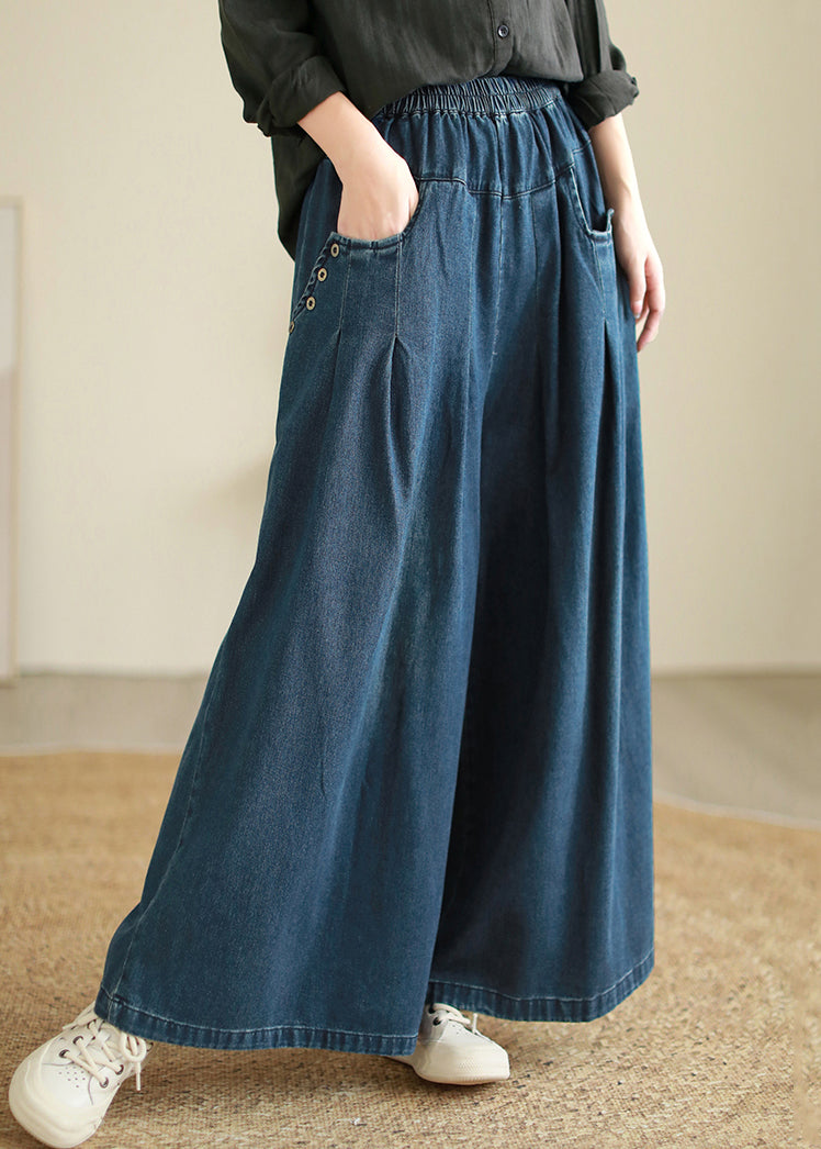 Effortlessly Elegant Pants with a Timeless Design
