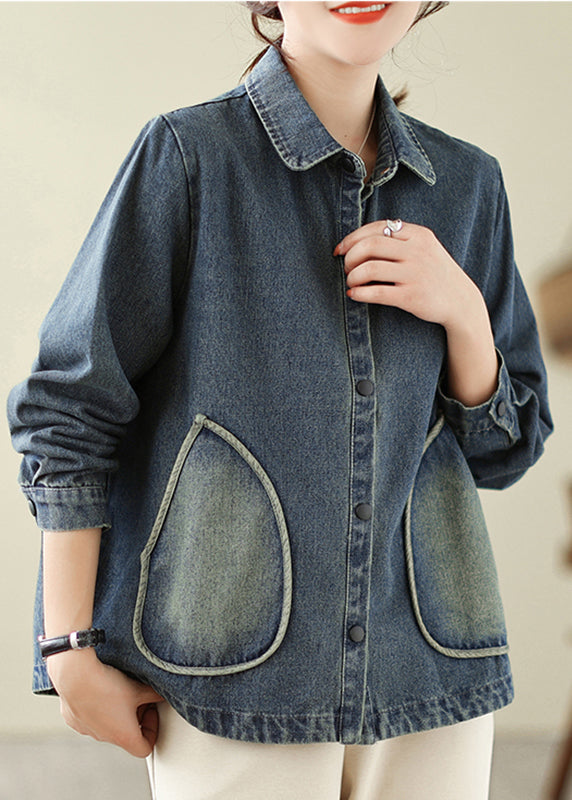 Elegantly Styled Coat for Everyday Wear