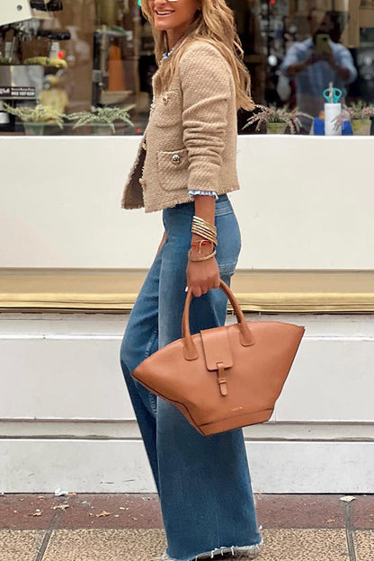 Gracefully Styled Jacket for Any Occasion
