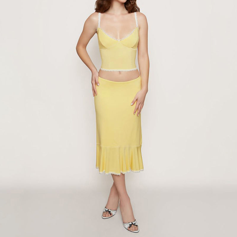 Sophisticated Garment with a Clean Classic Look