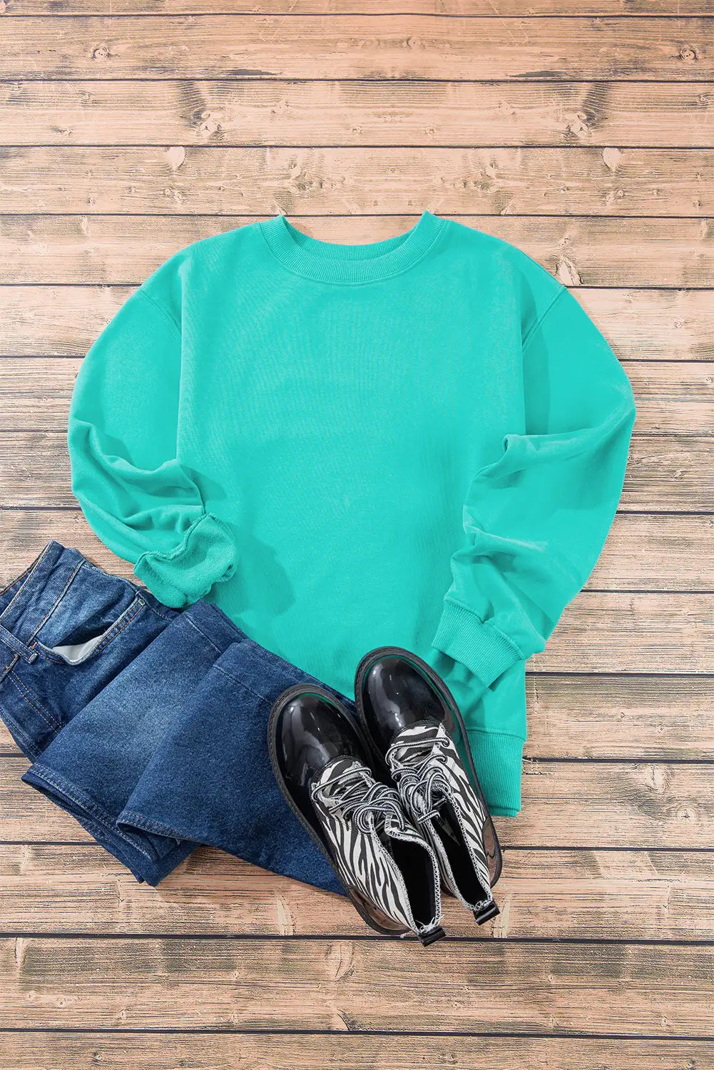Effortlessly Elegant Pullover with a Timeless Design