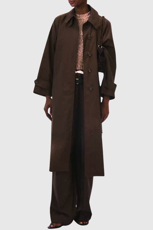 Effortlessly Elegant Coat with a Timeless Design