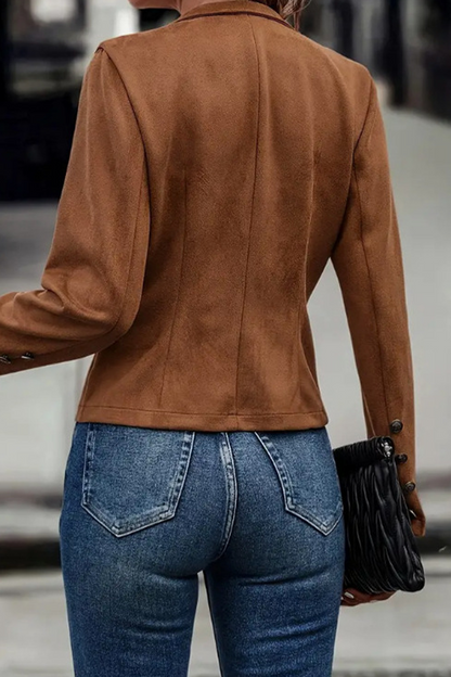 Sophisticated Garment with a Clean Classic Look