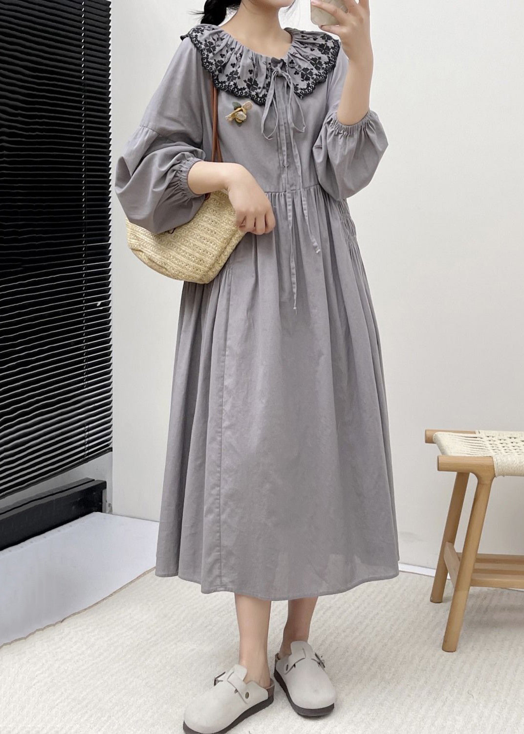 Classic Vintage Dress with a Flattering Fit