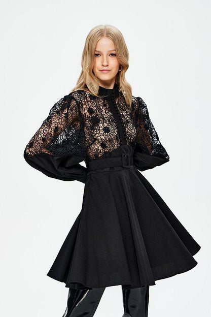 Classic Vintage Dress with a Flattering Fit