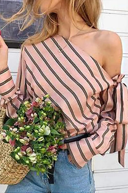 Effortlessly Elegant Blouse with a Timeless Design