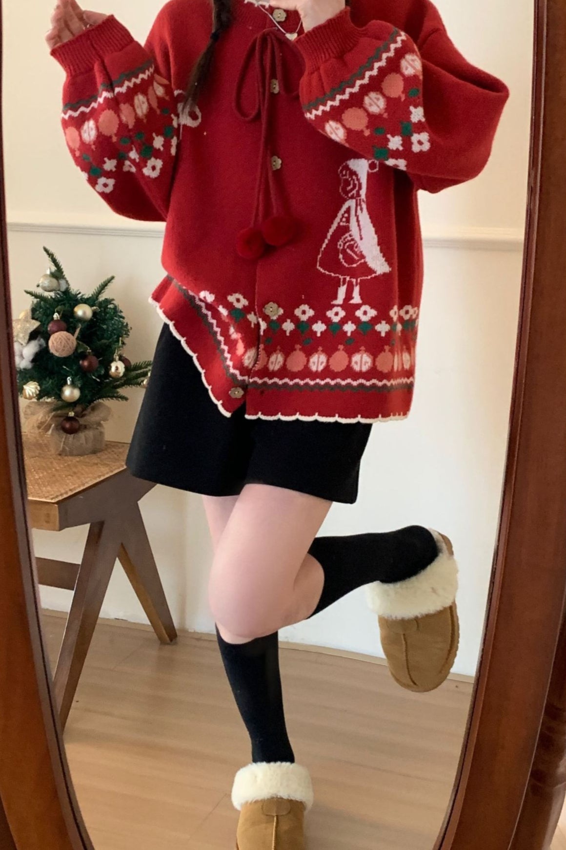 Classic Vintage Cardigan with a Flattering Fit
