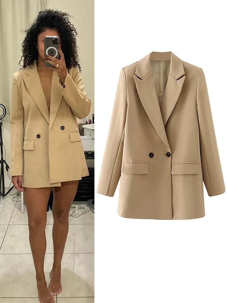 Classic Vintage Garment with a Flattering Fit