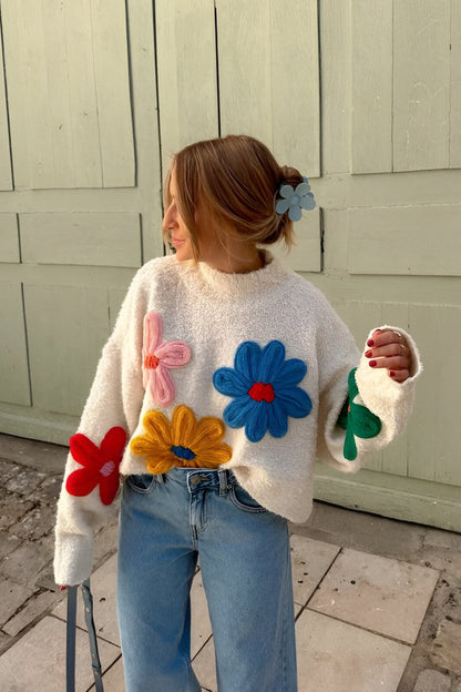 Classic Vintage Sweater with a Flattering Fit