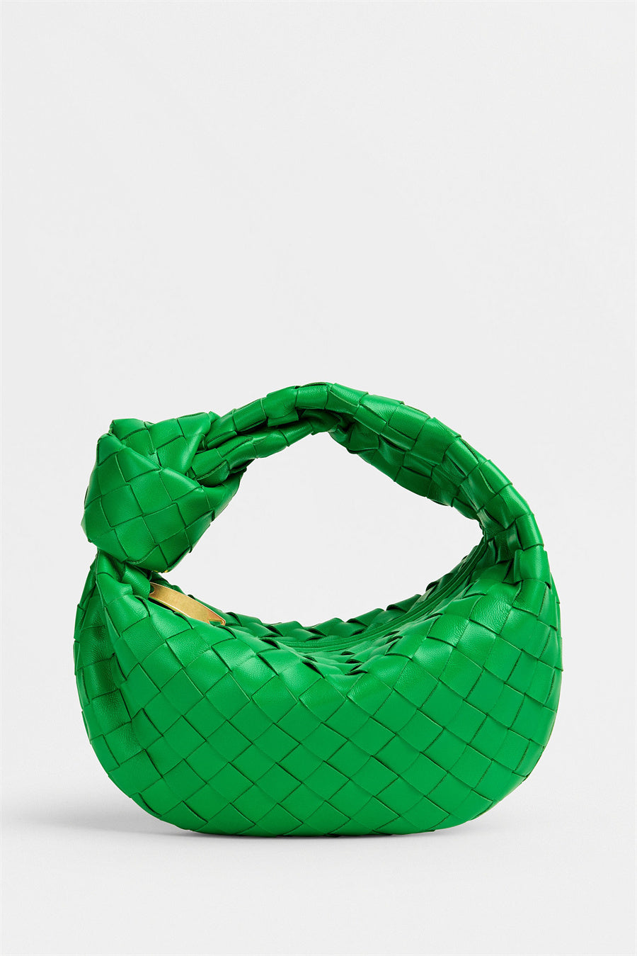 A Vintage Style Bag with Delicate Timeless Details