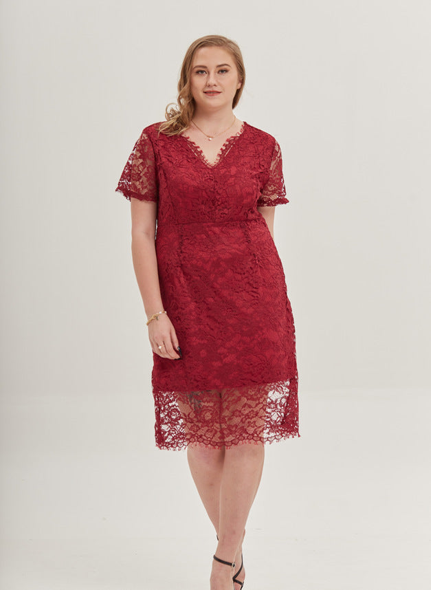 Beautifully Finished Dress in a Timeless Design