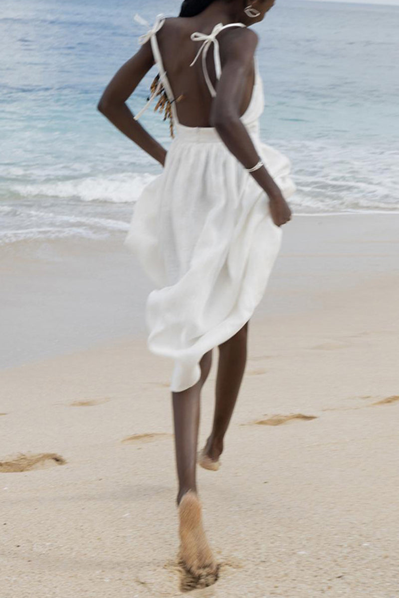 Beautifully Finished Dress in a Timeless Design