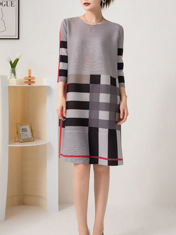 Well Tailored Dress with a Graceful Silhouette