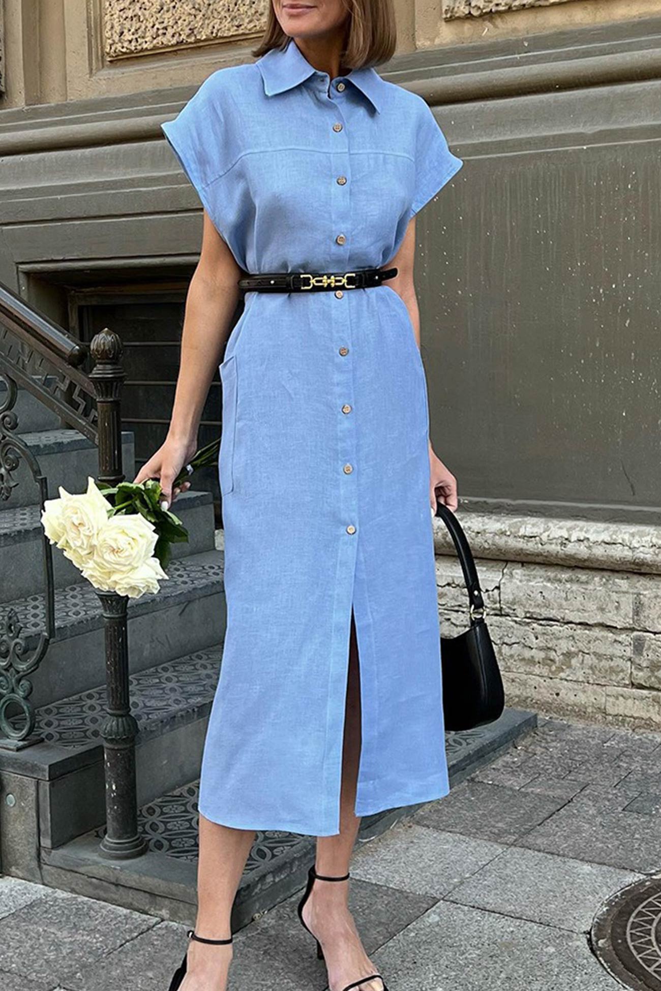 Beautifully Finished Dress in a Timeless Design