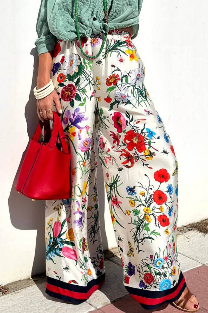 Well Tailored Pants with a Graceful Silhouette